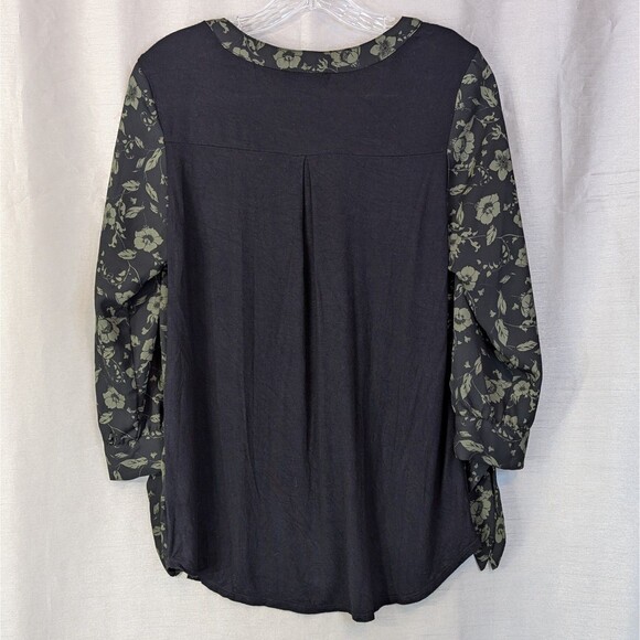 Fortune + Ivy Sz MEDIUM Black & Olive Green Floral Top 3/4 Sleeve Bohemian Tunic - Picture 2 of 13